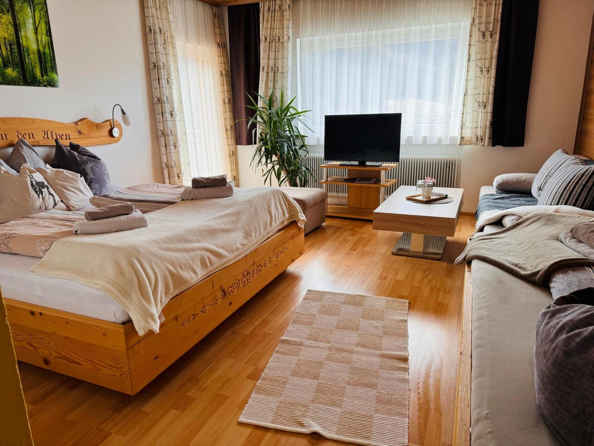 Apartamento Haus Voithofer Sankt Johann im Pongau Exterior foto